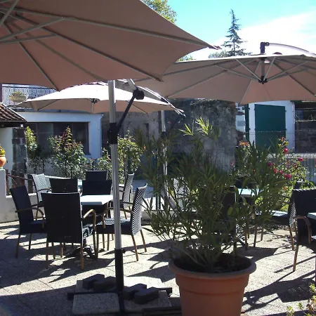 Refuge D'etape Zuharpeta Randonneur Pelerin